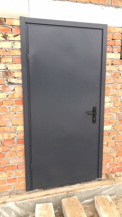 Двері металеві нові !!нестандартні розміри