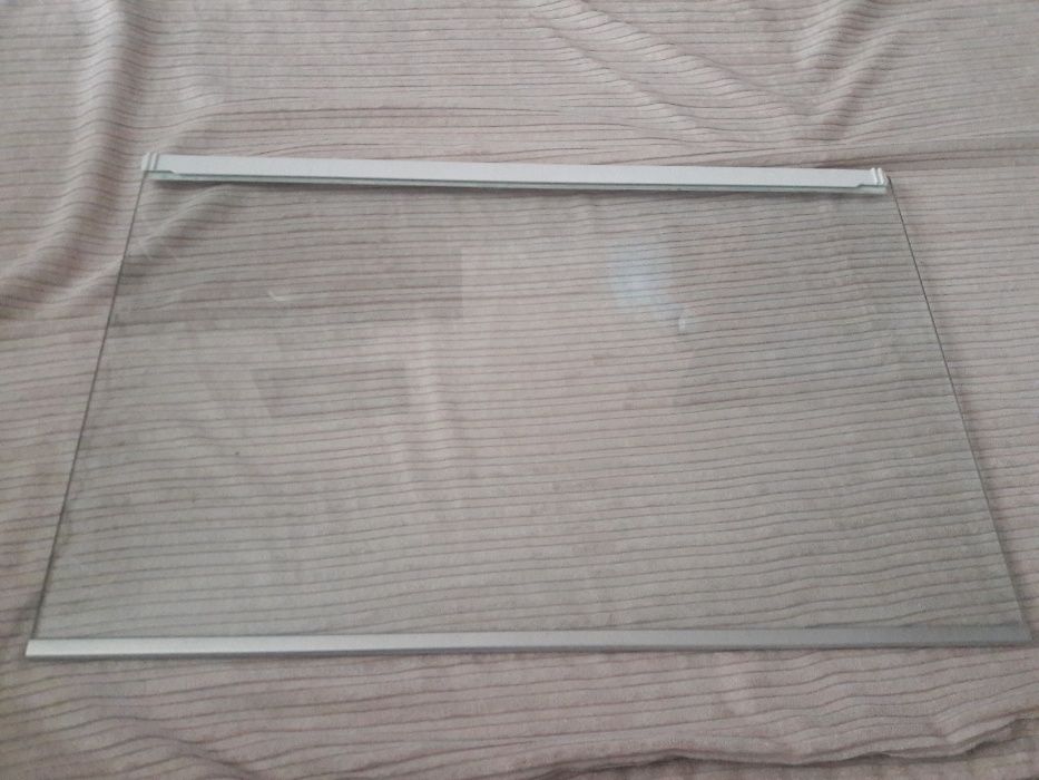 Półka szklana do lodówki Bosch