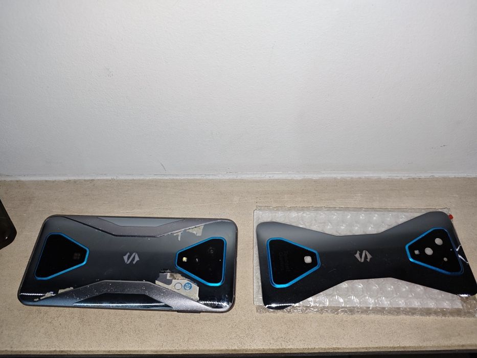 Smartphone Xiaomi Black Shark 3 128GB memória  interna; 8GB RAM