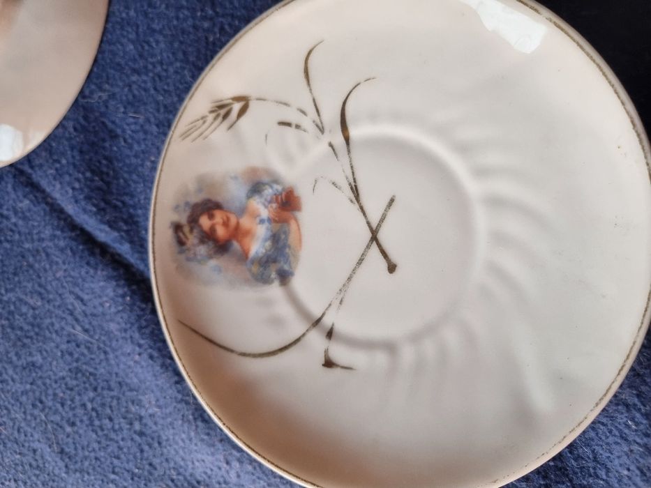 Vista alegre peça centenária para coleccionadores