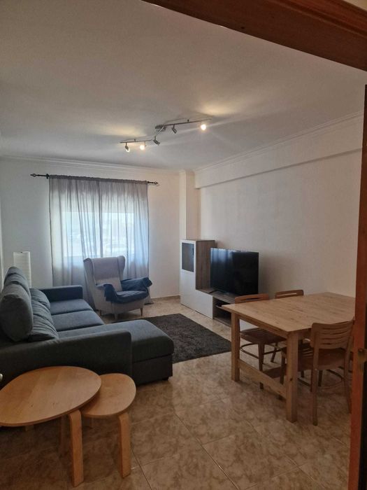 Apartamento T2 mobilado Santa Marta do Pinhal - Corroios