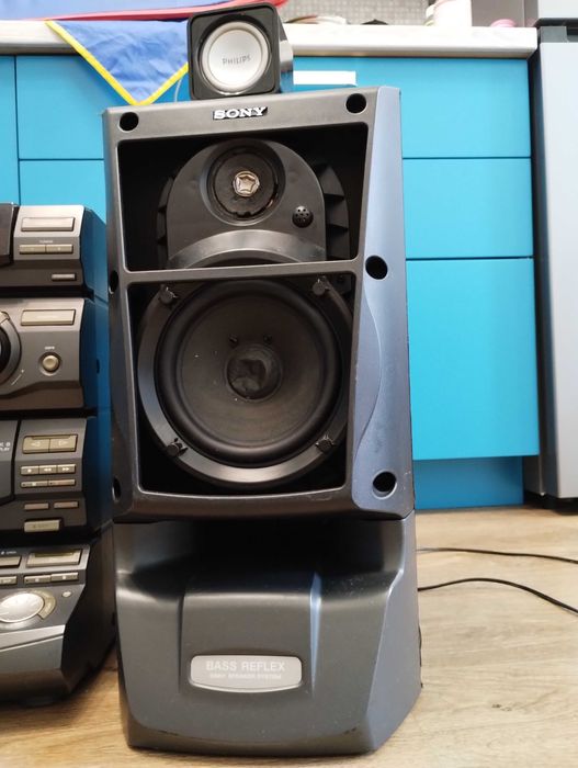 ГИГАНТ Муз центр Sony 600 Вт ( Блютуз - AUX - Тюнер - Bluetooth ) Сони