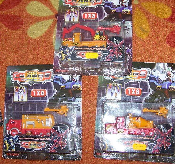 Nowe samochodziki plastikowe małe