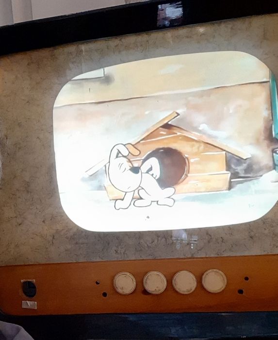 Telewizor retro Szmaragd