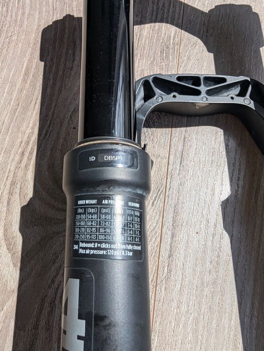 Suspensão Fox 120mm Performance Fit Grip 29"