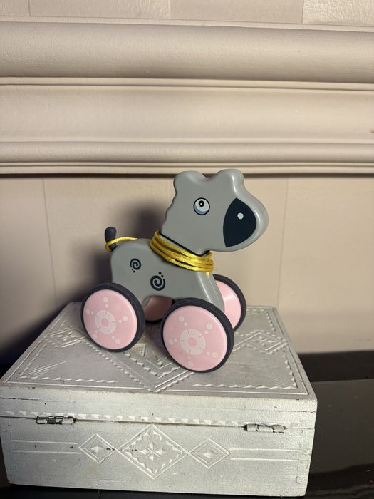 Іграшка каталка