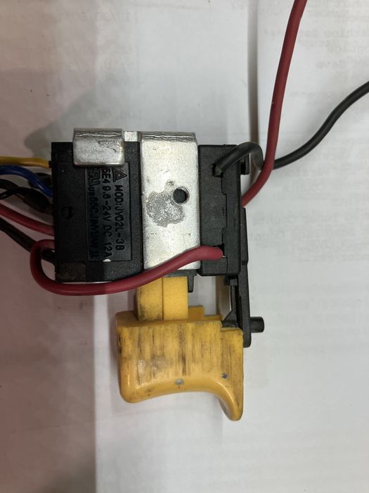 Przełącznik do wkrętarki makita, bosch, metabo inne