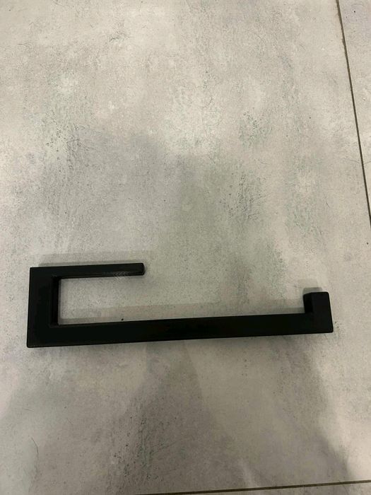 Uchwyt na ręcznik papierowy