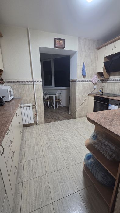 Квартира 4х кімнатна 80кв. Ревуцкого 44. М.Харківська(5хв пішки)