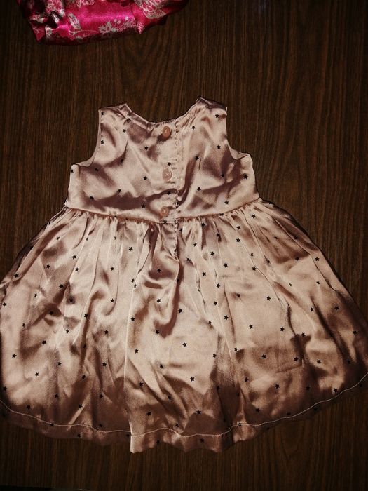 Elegancka sukienka gwiazdki jak nowa