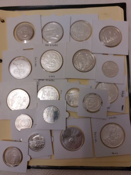 Moedas de prata 1000 e 500 escudos