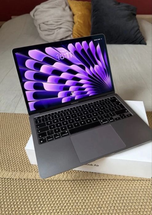 Macbook Air M1 8GB RAM 512 GB dysk
