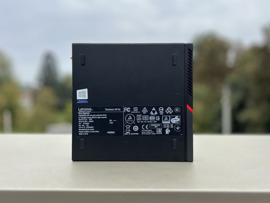 Міні-ПК Lenovo M715q-Type 10VG/Ryzen 5 Pro 2400GE/8GB+256GB/Гарантія