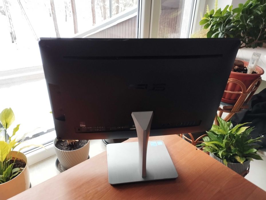 Komputer ASUS AiO V230IC Pentium G4400T