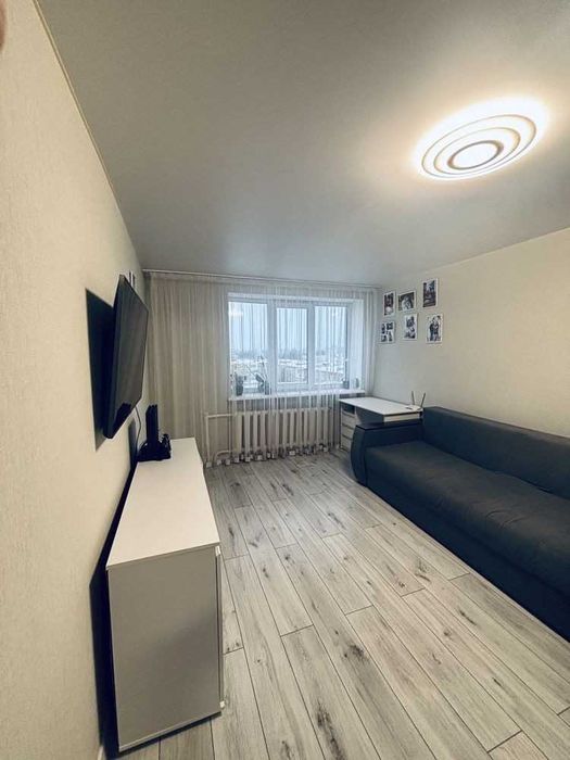 \ Продається 1-кімнатна квартира в цегляному будинку