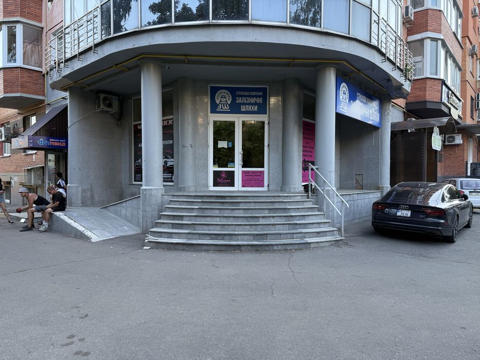 Оренда офісного приміщення  на Зигіна,СВІТЛО НЕ ВИМИКАЮТЬ
