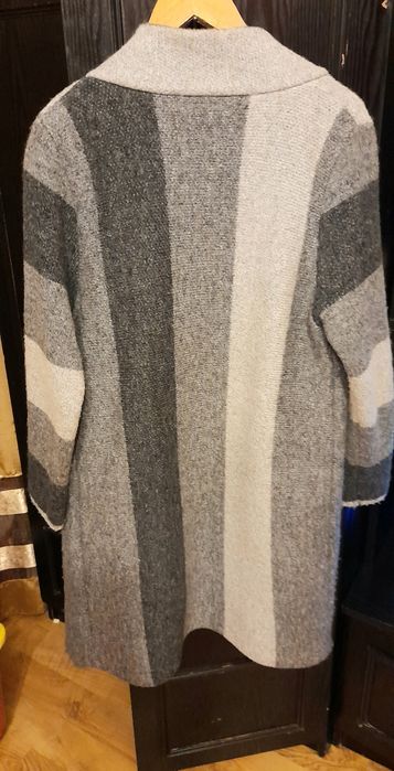 Elegancki kardagan-płaszcz na jesień, wiosnę  roz L