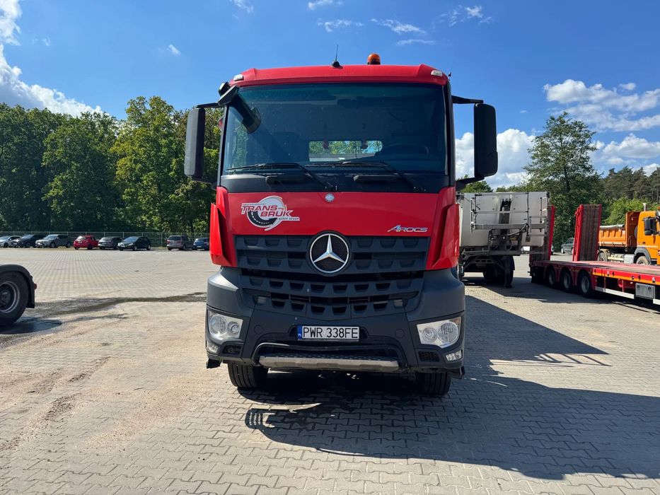 Mercedes-Benz arocs 1842