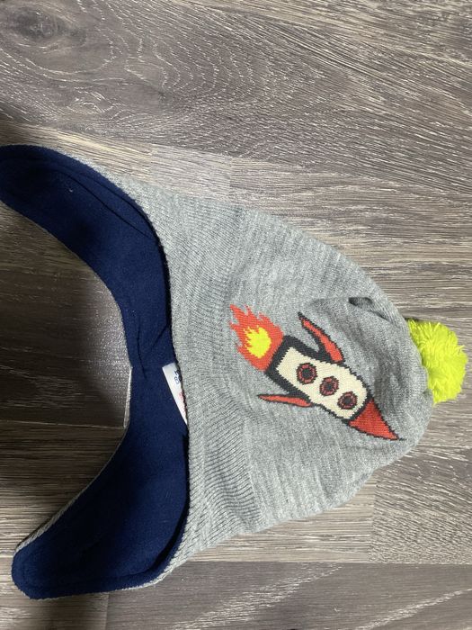 Дитячі від 1 до 5 років : шапка,кепка,хомут,рукавиці (для хлопчика)