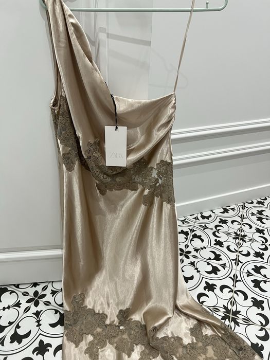 Платье Zara премиум M