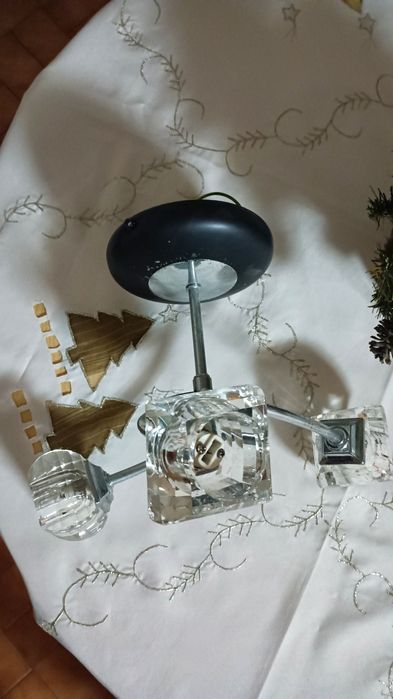 Vendo candeeiro impecável