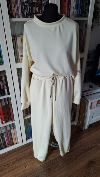 Nowy dres damski L-XL