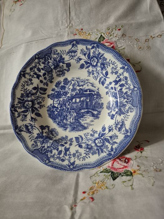 Вінтажні італійські тарілки (Ironstone Tableware / Promogros Italy,