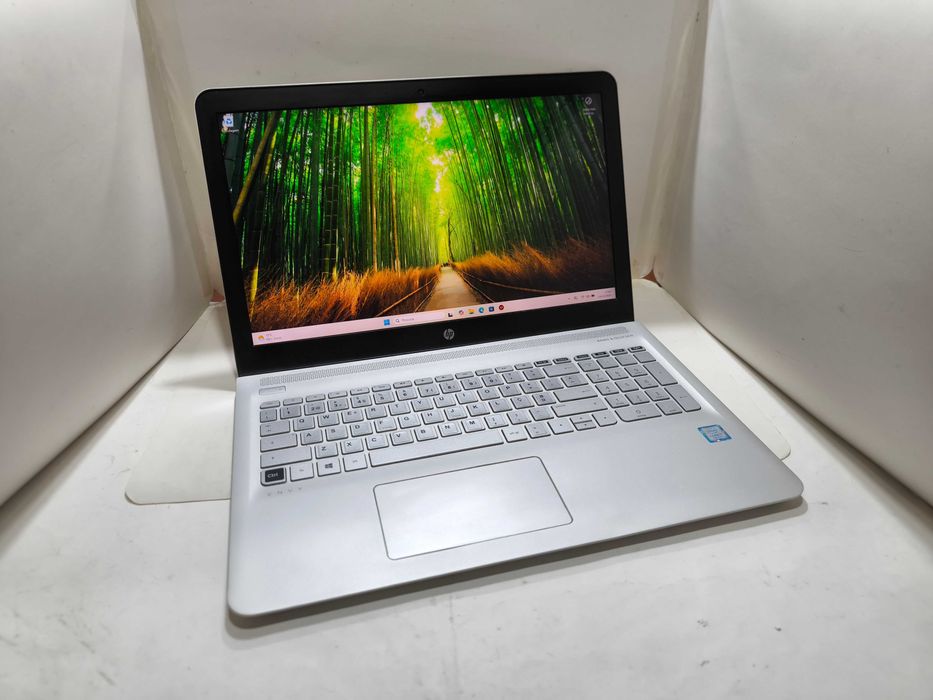 Portátil HP ENVY i7 ram 16GB ssd 256GB QHD+ # bateria NOVA