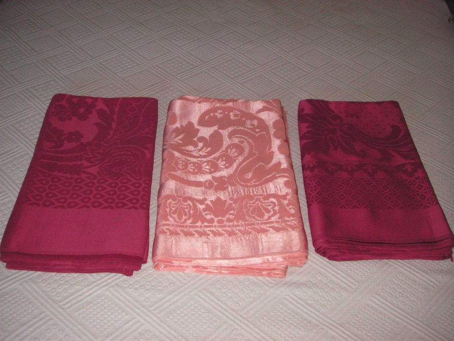 Colcha de Seda ( Antiga )