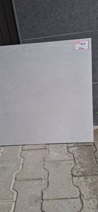 Płytki na balkon taras 60x60Tubądzin  jasny szary