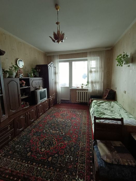 Здам ліжко -місце для хлопця. Чайка.