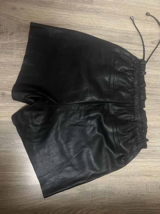 Кожані шкіряні шорти Mango замінник