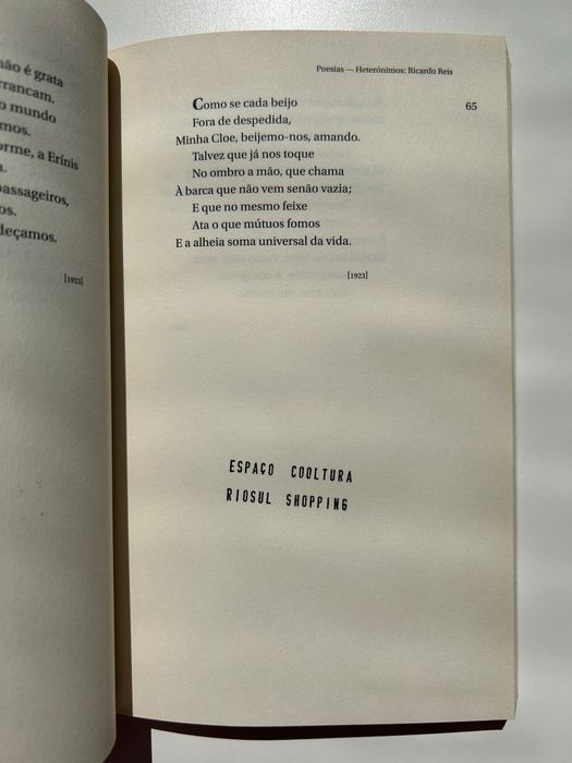 Livro "Poesias - Heterónimos" de Fernando Pessoa (Portes Grátis)