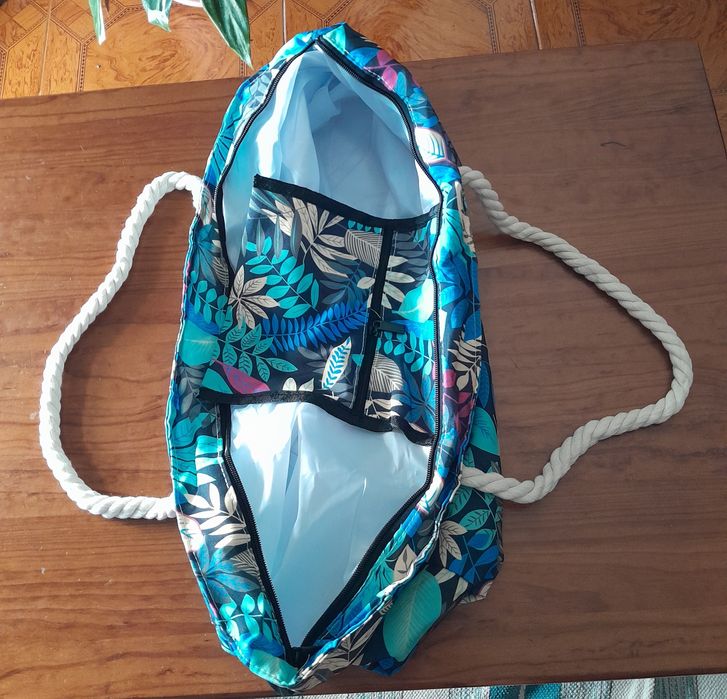 Bolsa ...três Bolsas praia.. outro para ferramentas verde .