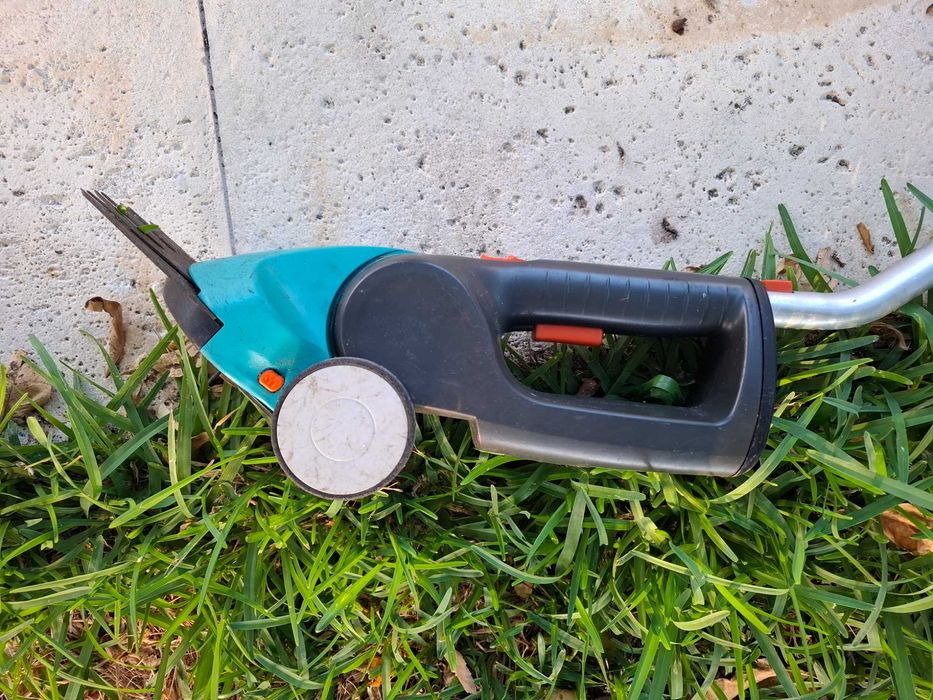 Aparador de relva Gardena