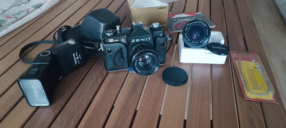 Máquina Fotográfica Analógica ZENIT 12XP SLR + 2 Lentes + Flash!