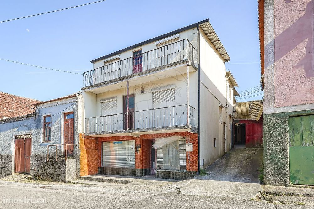 Moradia T7 para venda