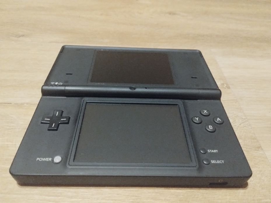 Nintendo DSi czarne