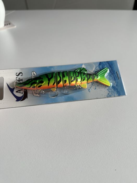 Wobler / przynęta / rybka / ryba szczupak