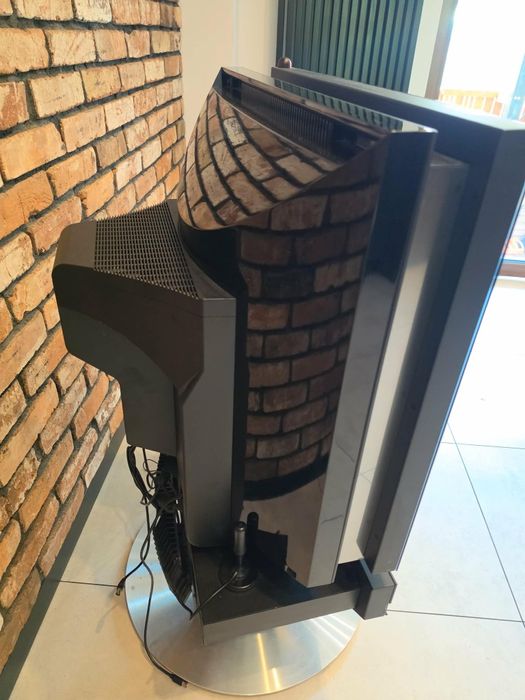 Bang & Olufsen CRT AV9000