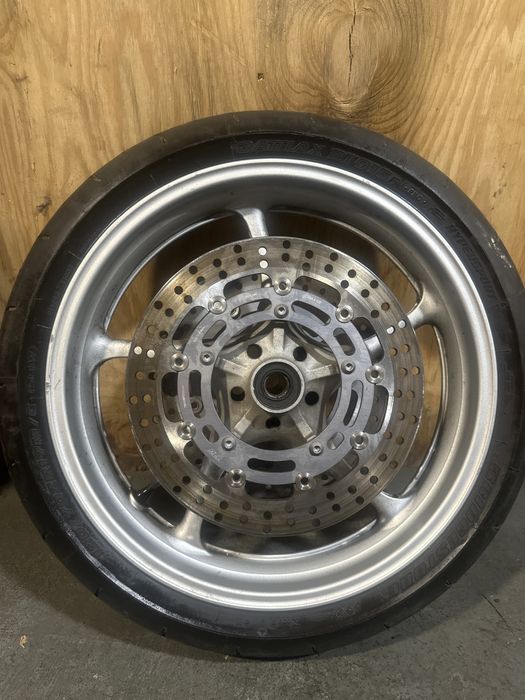 Yamaha FZ6 Fazer 600 Tarcze Koło Opona FELGA Przód Komplet 2004/2009