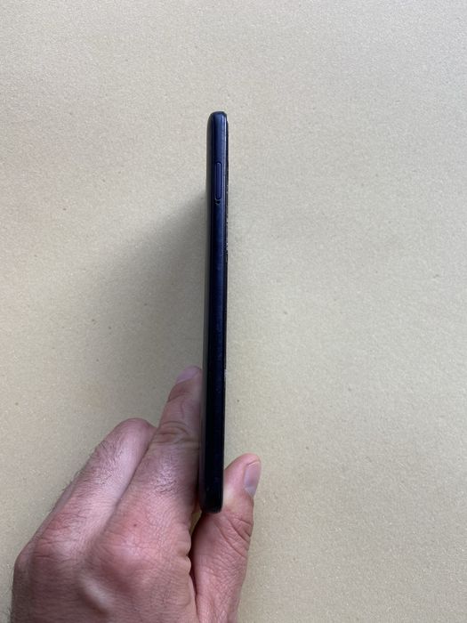 Samsung A21S пошкоджений