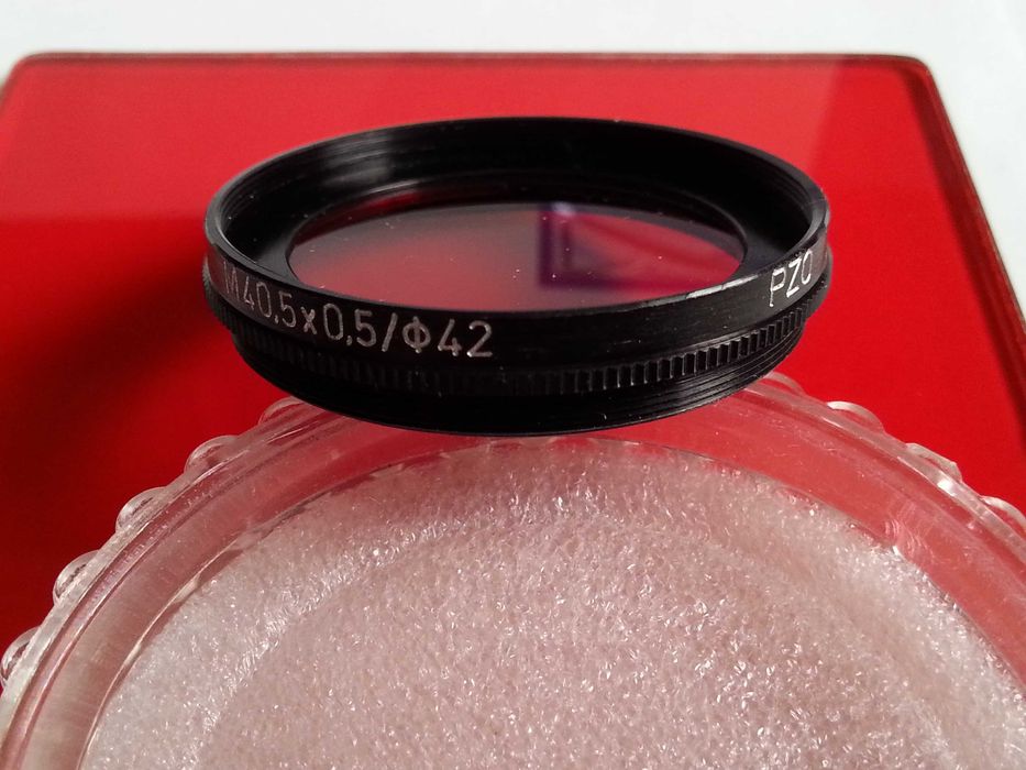 Filtry czerwone do fotografii czarno-białej