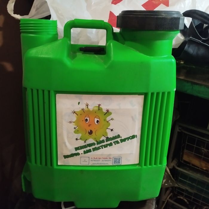 Бачок оприскивателя