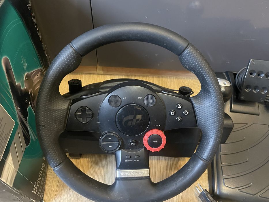 Ігровий руль Logitech Driving Froce GT 900° (thrustmaster)