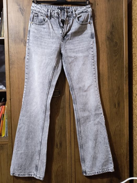 Spodnie damskie Stradivarius 34