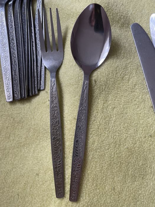 Столовые вилки 14 и ложки 11за 300 грн