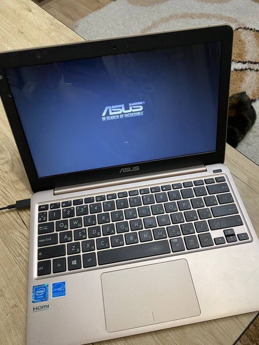 Нетбук  Asus  б/у