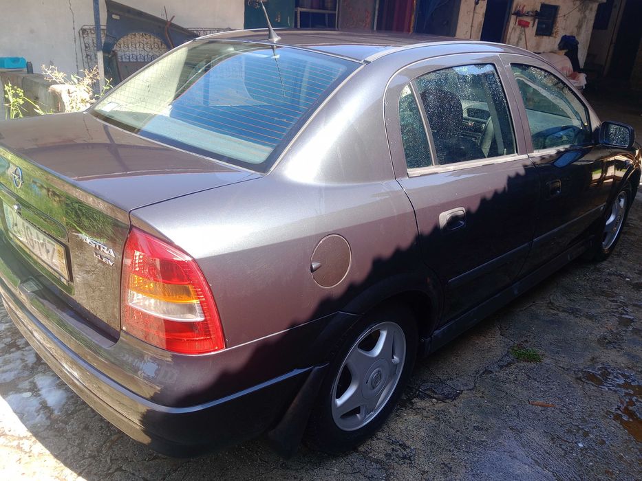 Opel astra 1.4 como novo