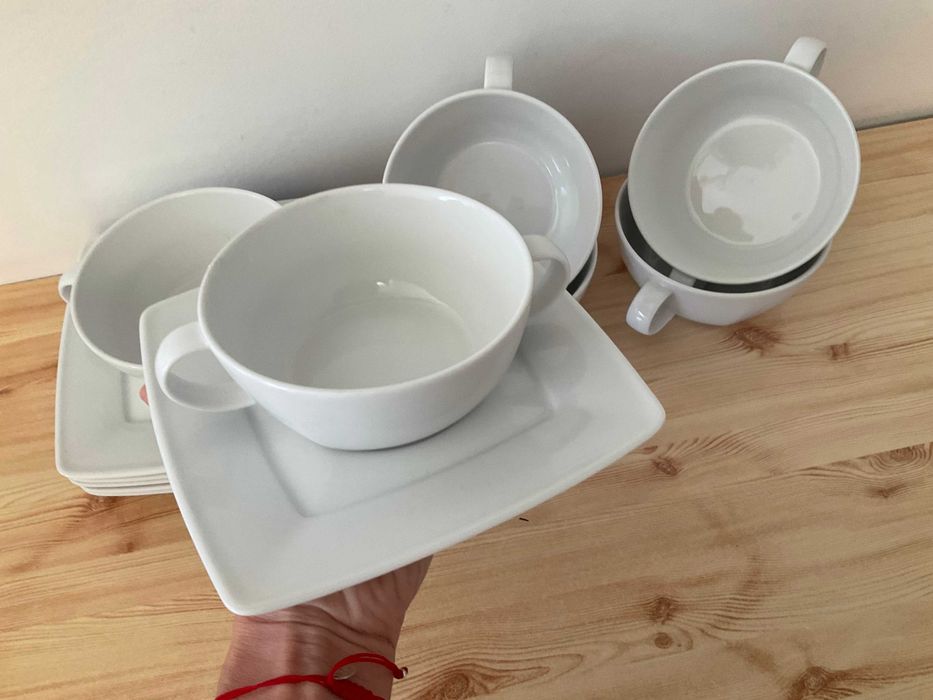 Bulionówki - porcelana - Lubiana -